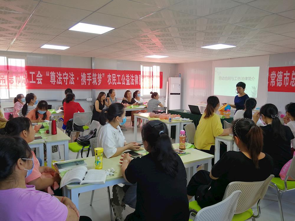 b59fbec1168d41eda0d30ac49d60820d.jpg